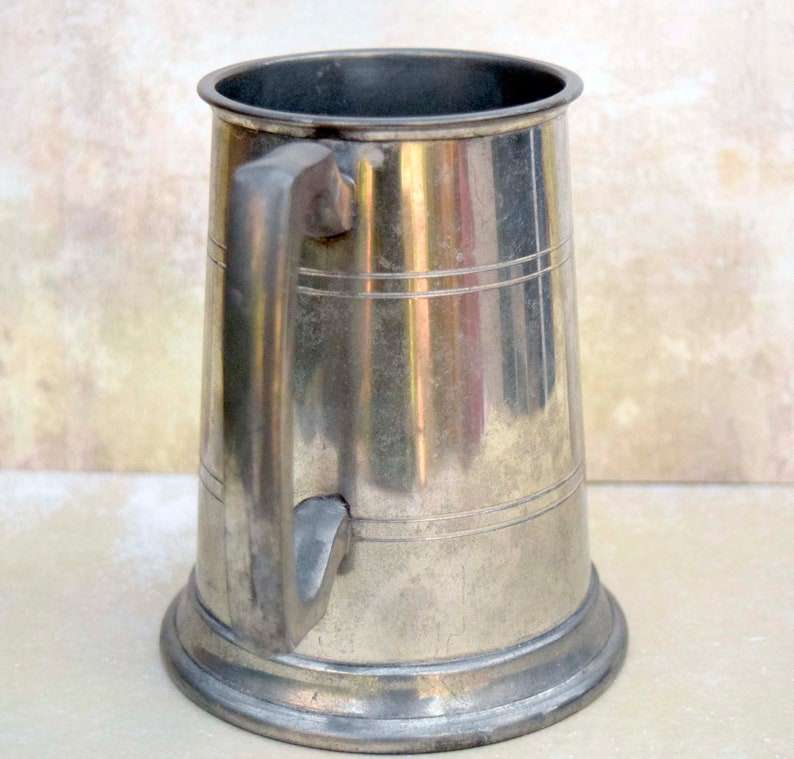 Finest English Pewter Vintage Craftsman Made in England Pint Pewter Tankard