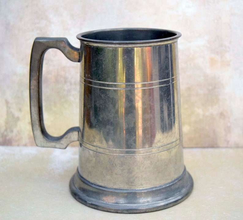 Finest English Pewter Vintage Craftsman Made in England Pint Pewter Tankard