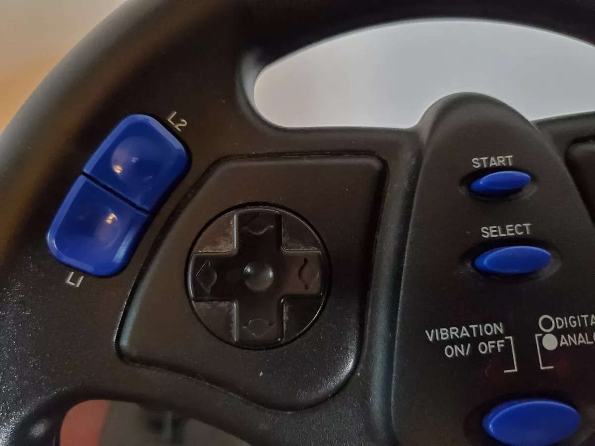 RACING WHEEL 2 Sony PS1 PS2 Steering Controller PS1 PS2