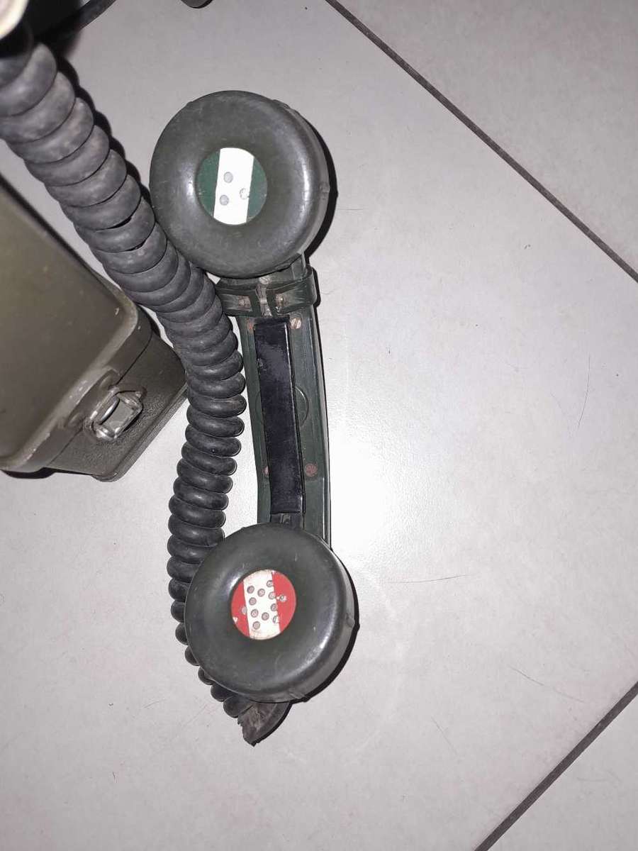 SADF A53 Radio with handset, power cord, & 2 X Antennas