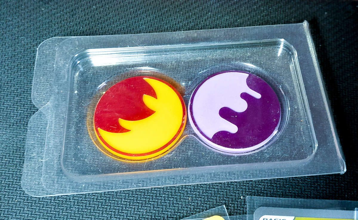 Pokemon Cards - Espeon Tin Bundle