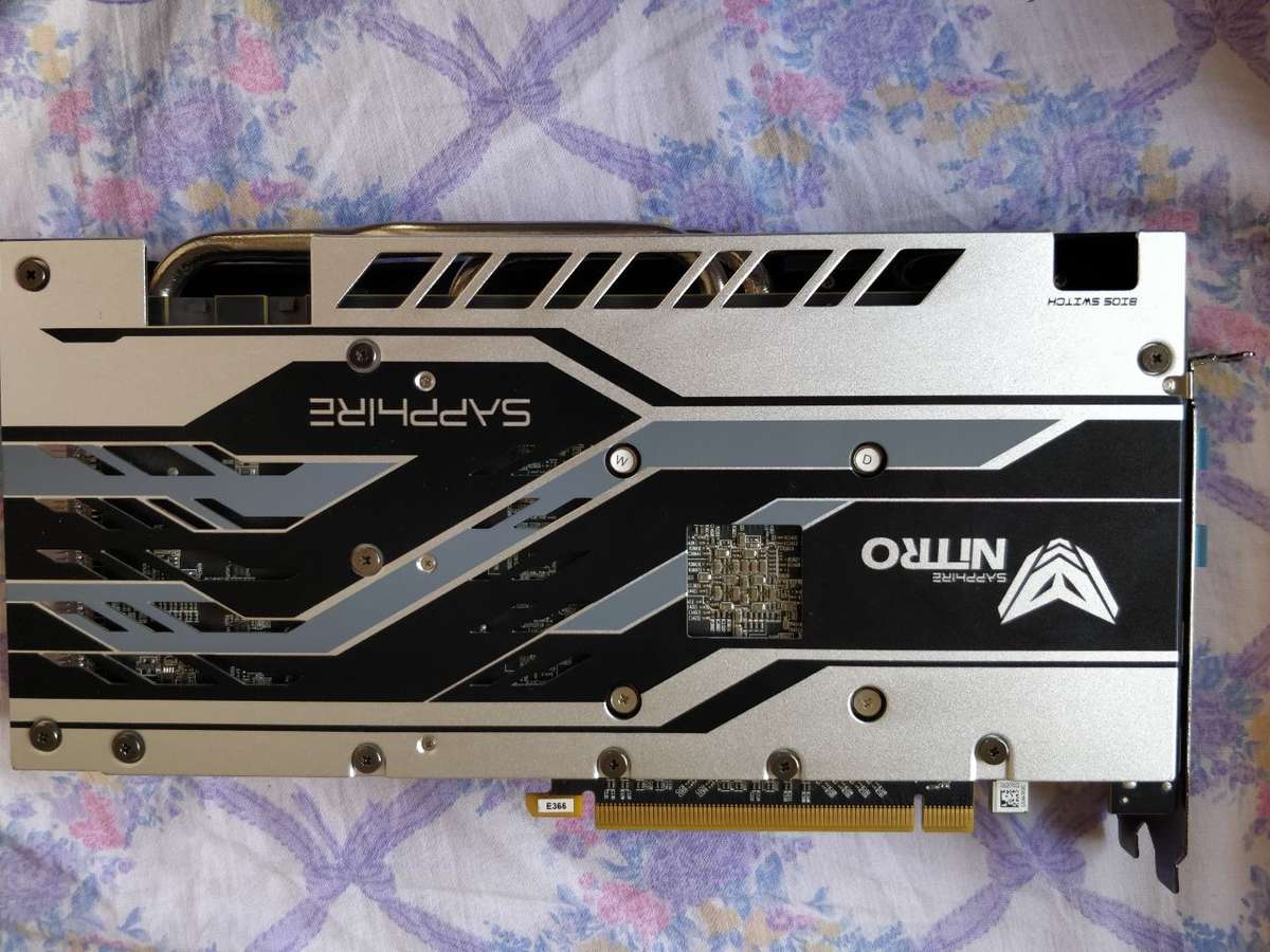 Sapphire Nitro + Radeon RX 570 8GB