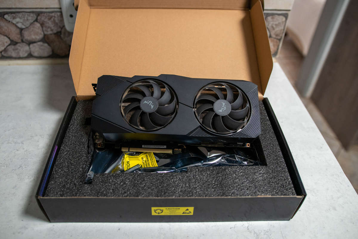 ASUS Dual GeForce RTX 2080 EVO 8GB