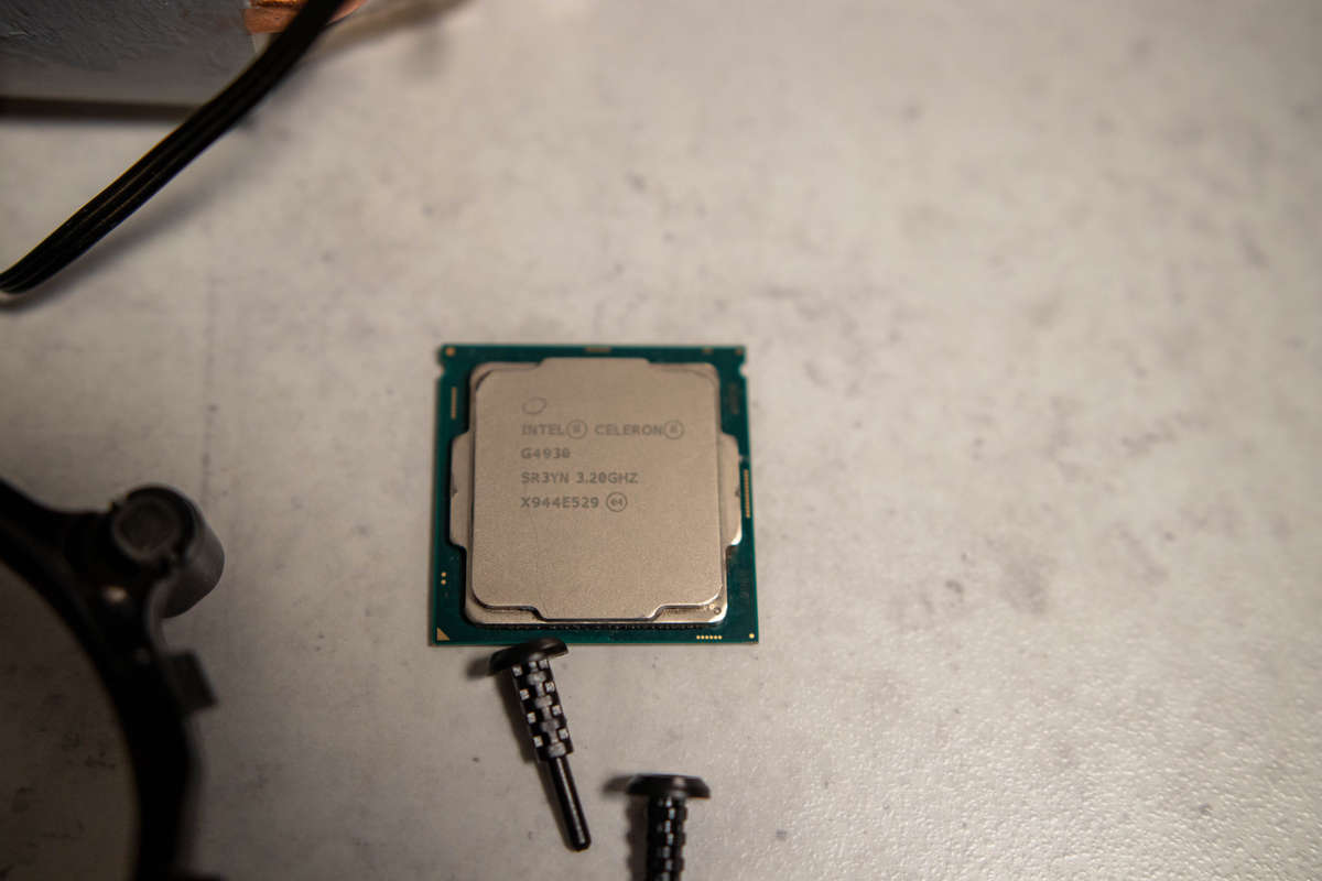 Intel Celeron G4930 + Antec A30 Cooler