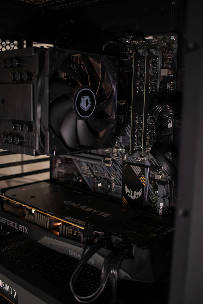 RTX 3070 with RYZEN 7 5800 X3D complete pc