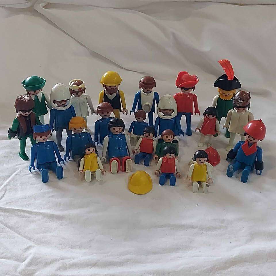 Vintage Collectable Playmobil Geobra 1974 Figurines x 22