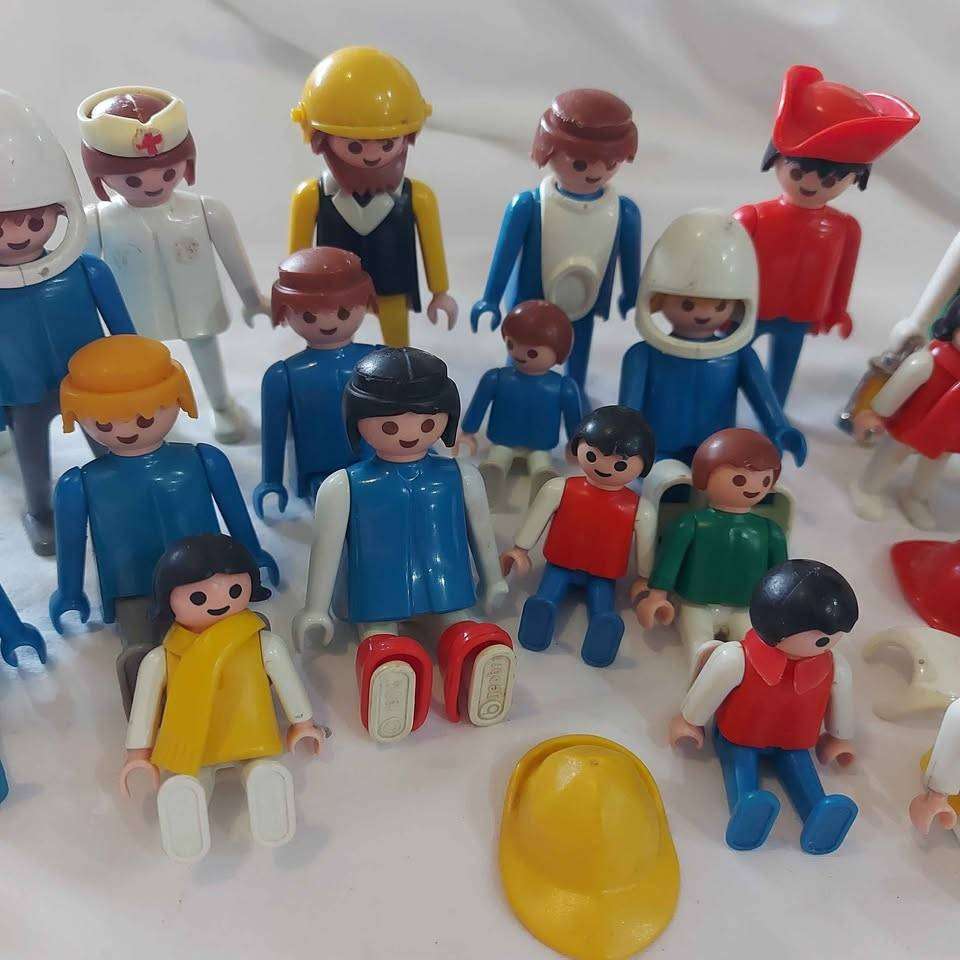 Vintage Collectable Playmobil Geobra 1974 Figurines x 22