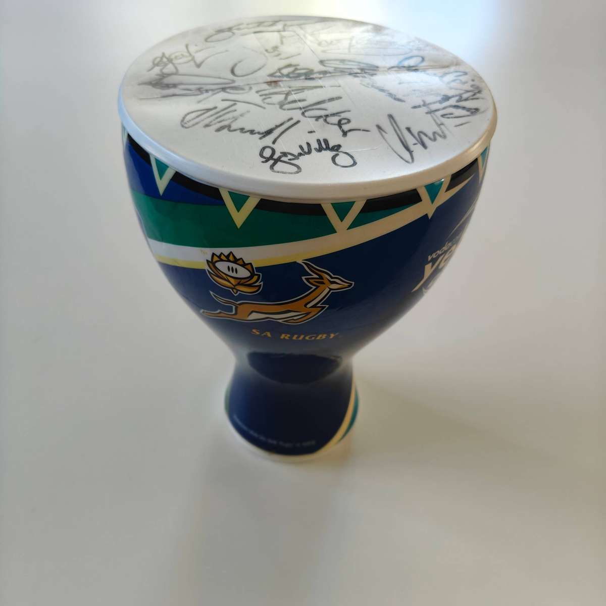 SIGNED SPRINGBOKS PLAYERS RUGBY DRUM FROM TRI NATIONS VODACOM SERIES