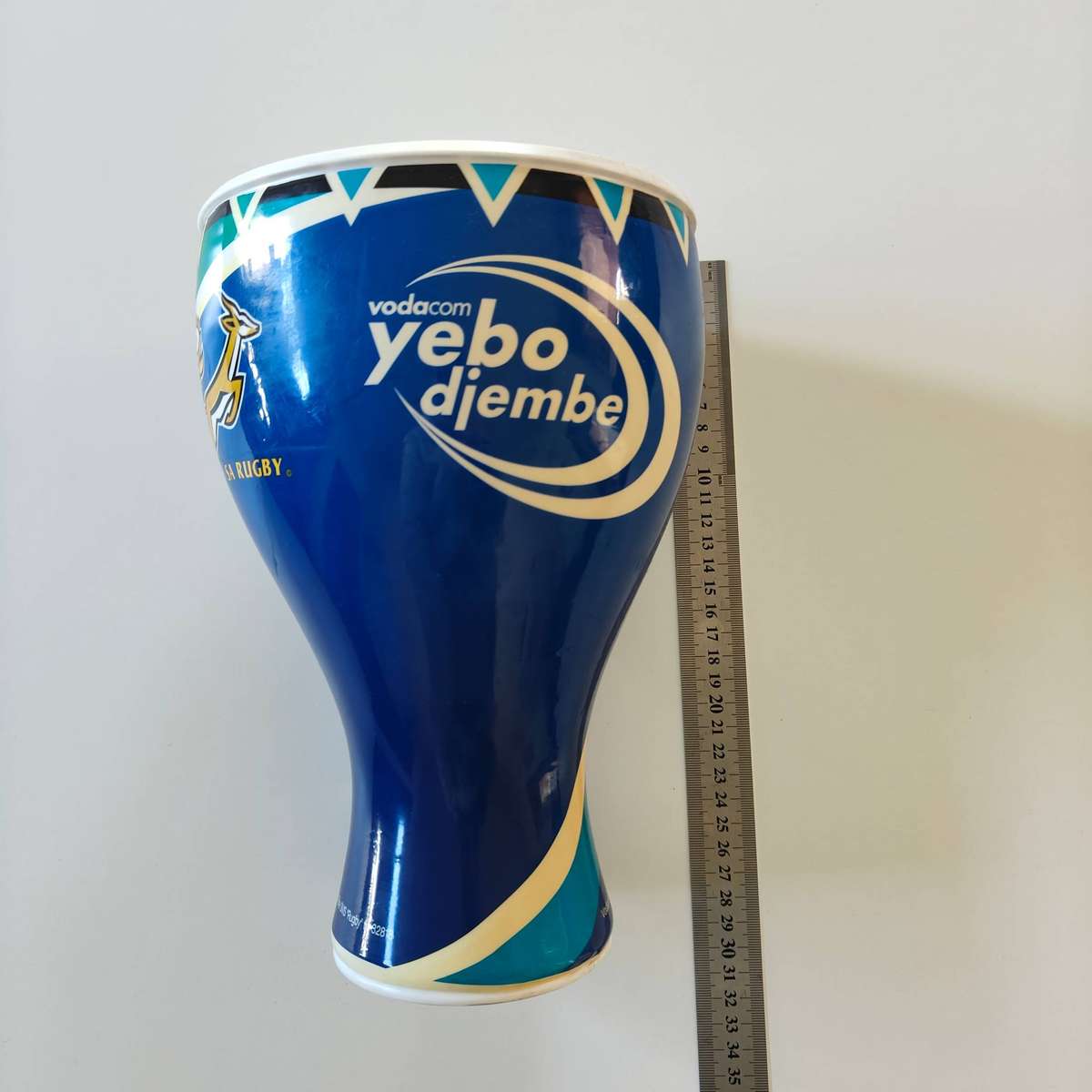 SIGNED SPRINGBOKS PLAYERS RUGBY DRUM FROM TRI NATIONS VODACOM SERIES