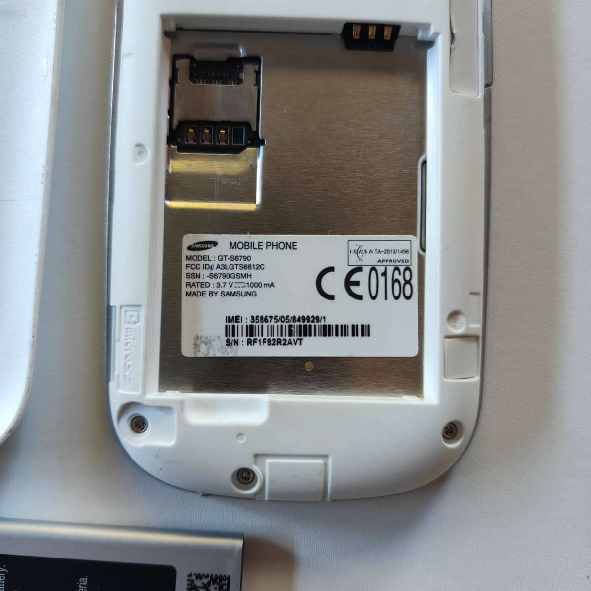 Samsung Galaxy Fame Lite GT-S6790