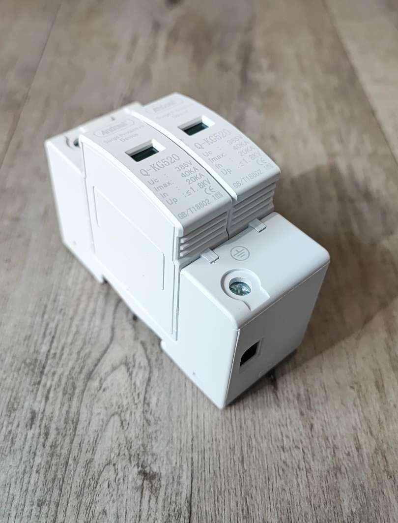 SPD surge protector 40KA 2 POLE [ Model : Q-KG520 ] DIN Rail 1.8KV Surge Protector