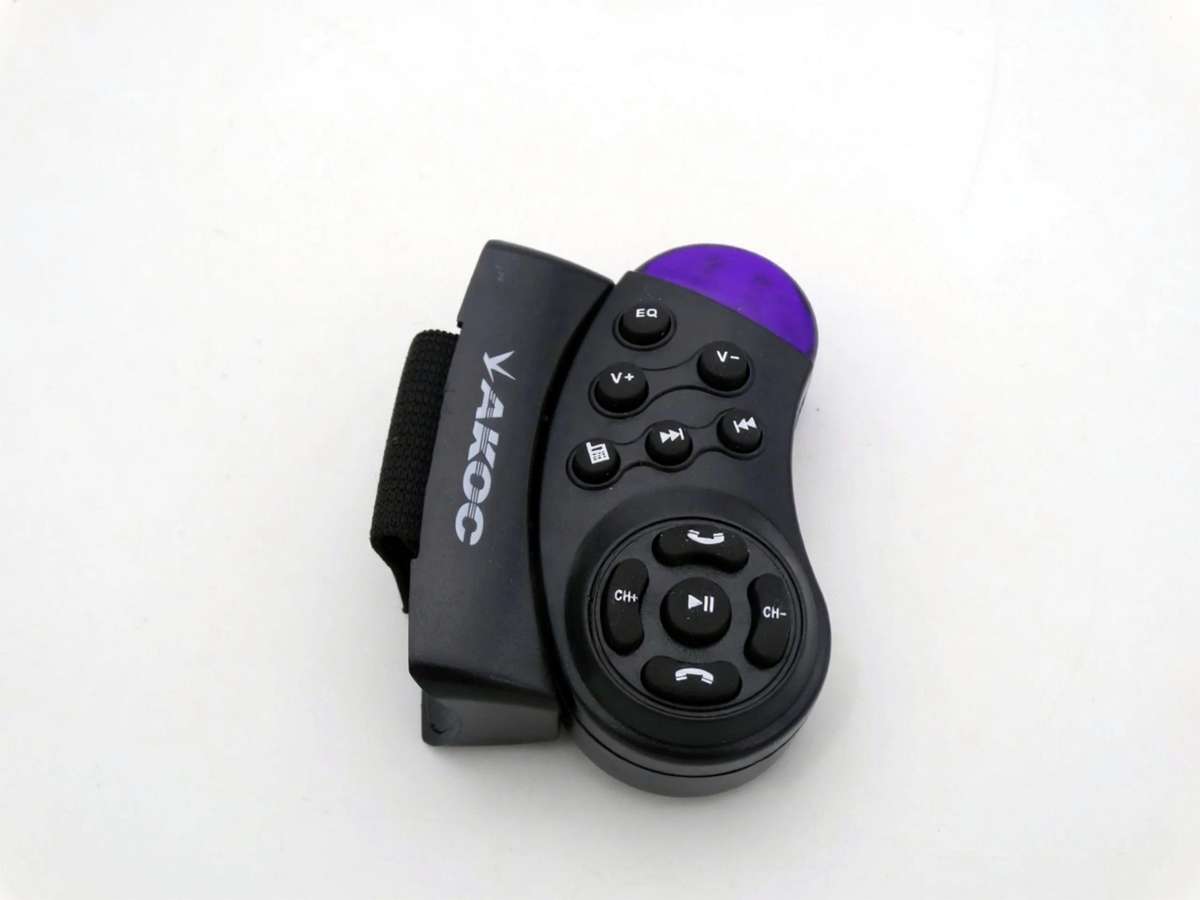 Akoc YF-2018BT Mp3 Car Radio With Bluetooth - 7 backlight colors