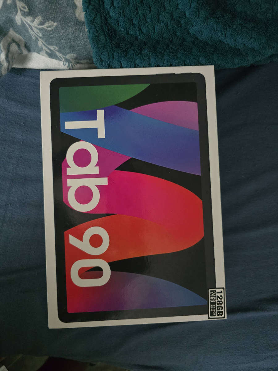 BLACKVIEW TAB 90 128 gig rom 8 gig RAM +1 6 GIG VIRTUAL RAM