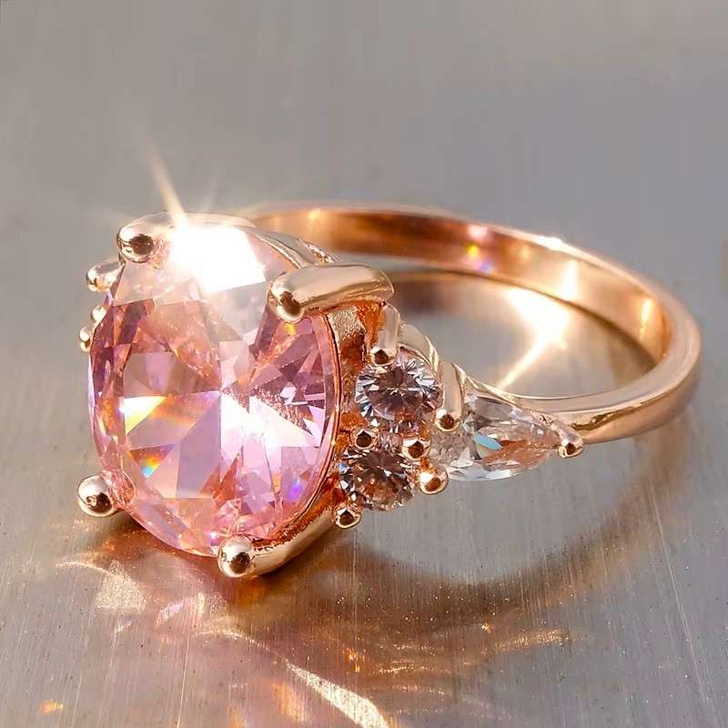 Vintage Oval Crystal Stone Pink  Ring   Rose Gold