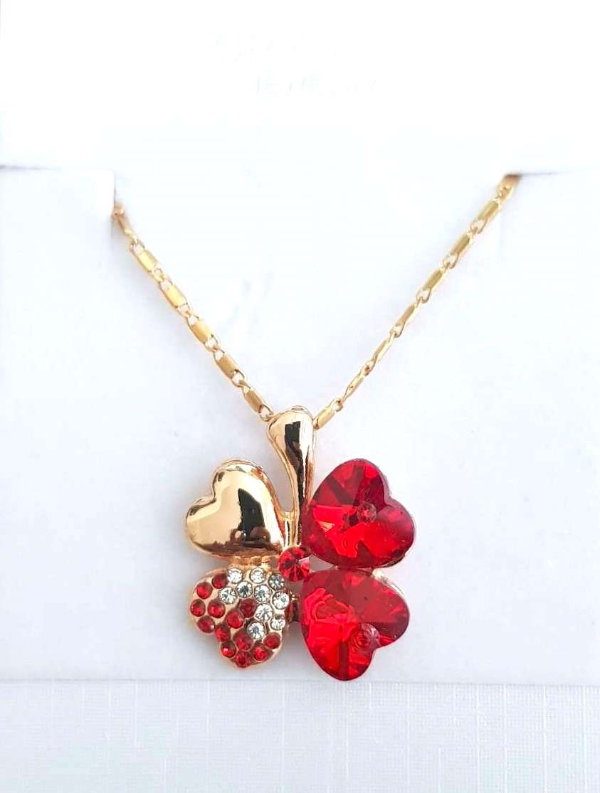 Crystal Red Clover 4 Leaf leaves heart pendant Jewelry