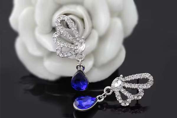 Austrian  Royal Blue Crystal butterfly Pendant & Earrings Set