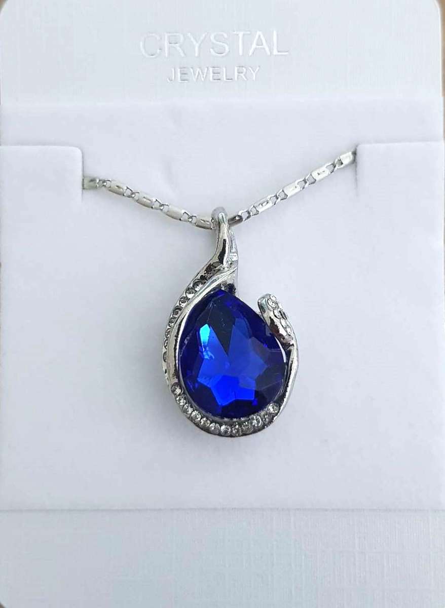 Austrian Blue Crystal  Nacklace