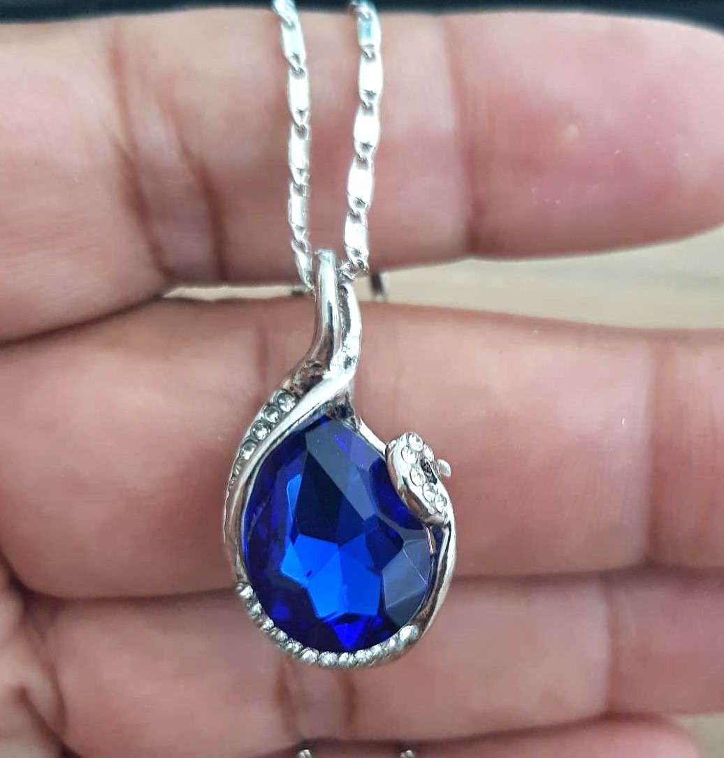Austrian Blue Crystal  Nacklace