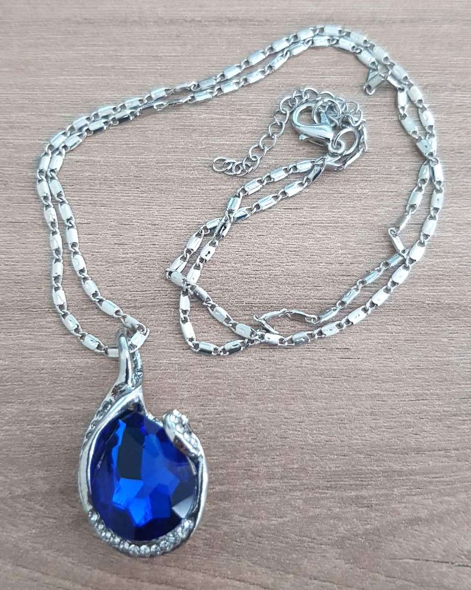Austrian Blue Crystal  Nacklace