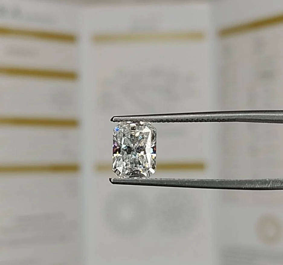 1.00ct Moissanite Radiant Cut  D/VVS1**Certified Moissanite**  Excellent Cut