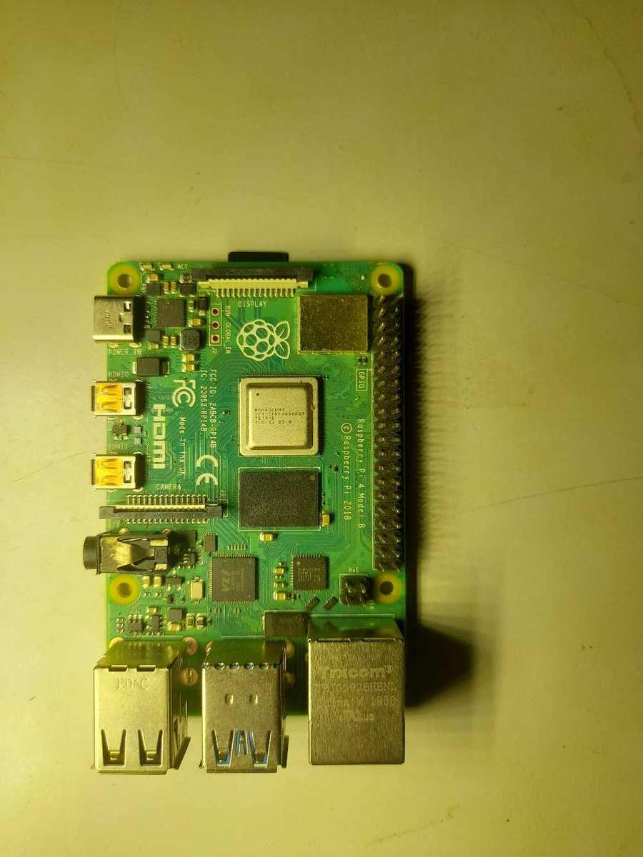Raspberry Pi 4 B Model