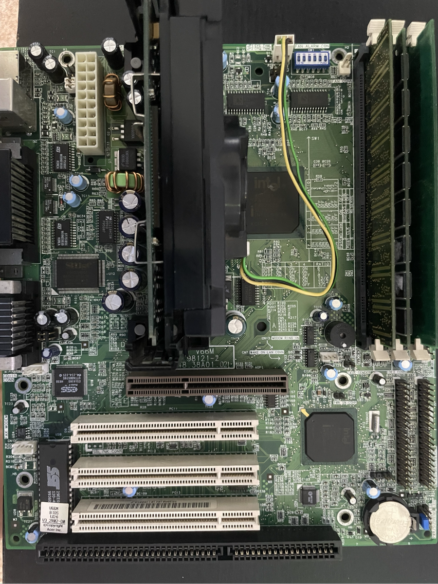 Intel Pentium 3 Slot 1 Combi