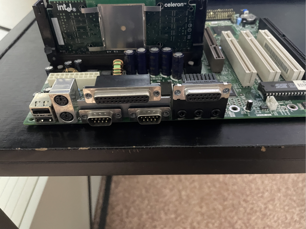 Intel Pentium 3 Slot 1 Combi