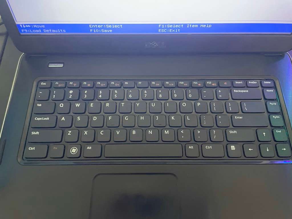 Dell Vostro 1540 Core i5 Laptop