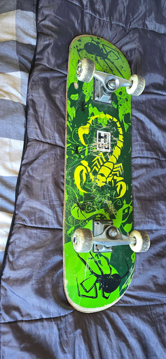 Hud NY skateboard