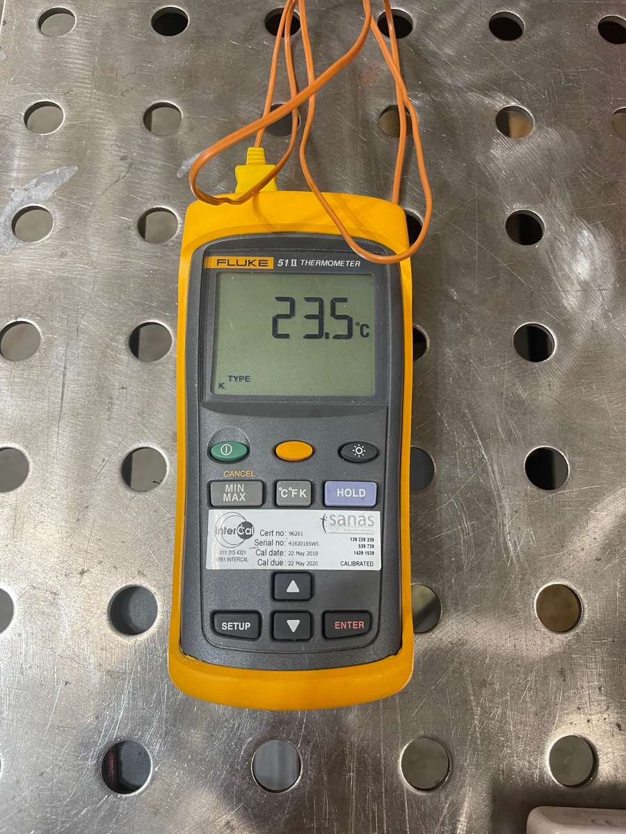 Fluke 51 II Handheld Digital Probe Thermometer