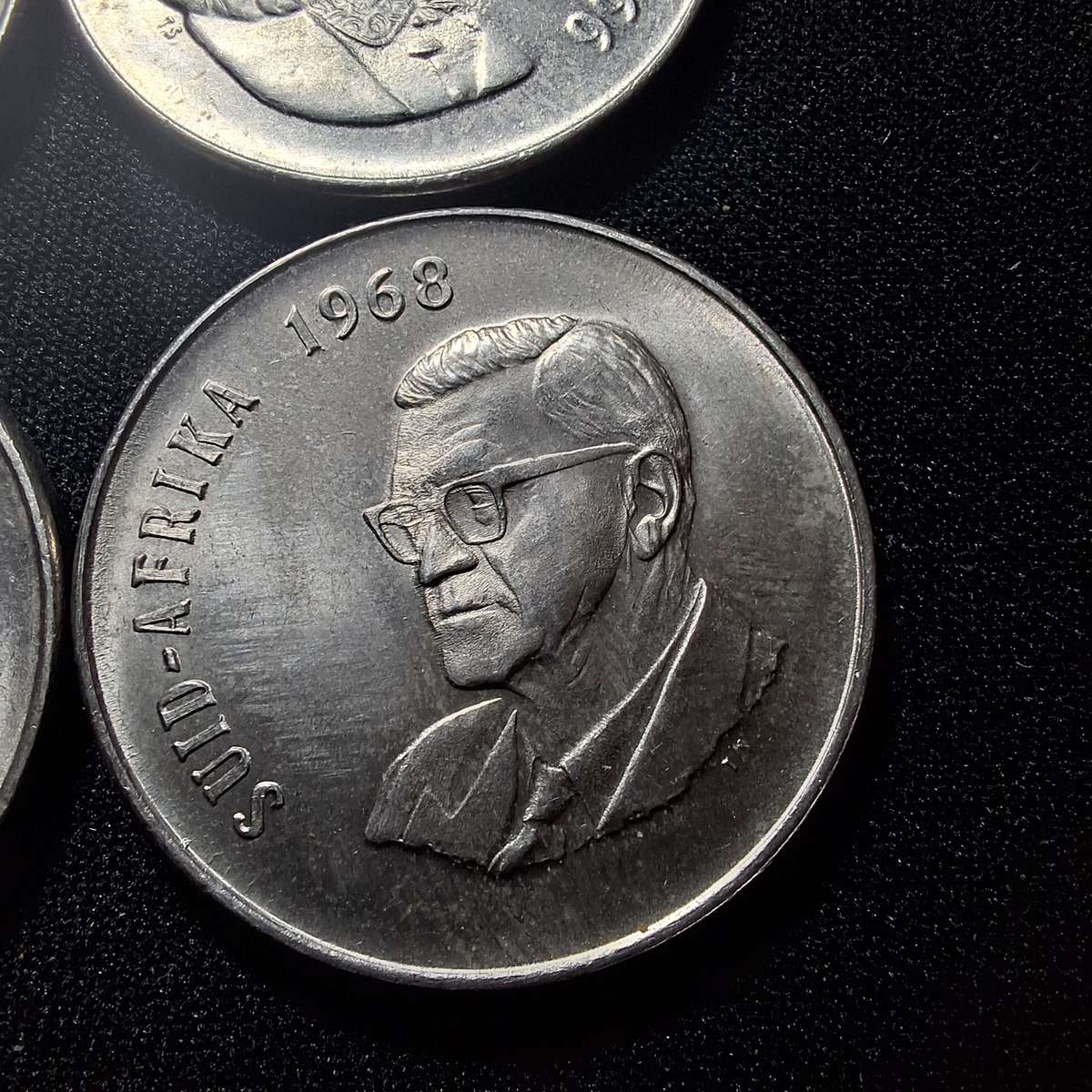 2 x 1966 & 2 x 1968 - 50 cent English & Afrikaans Uncirculated Coins