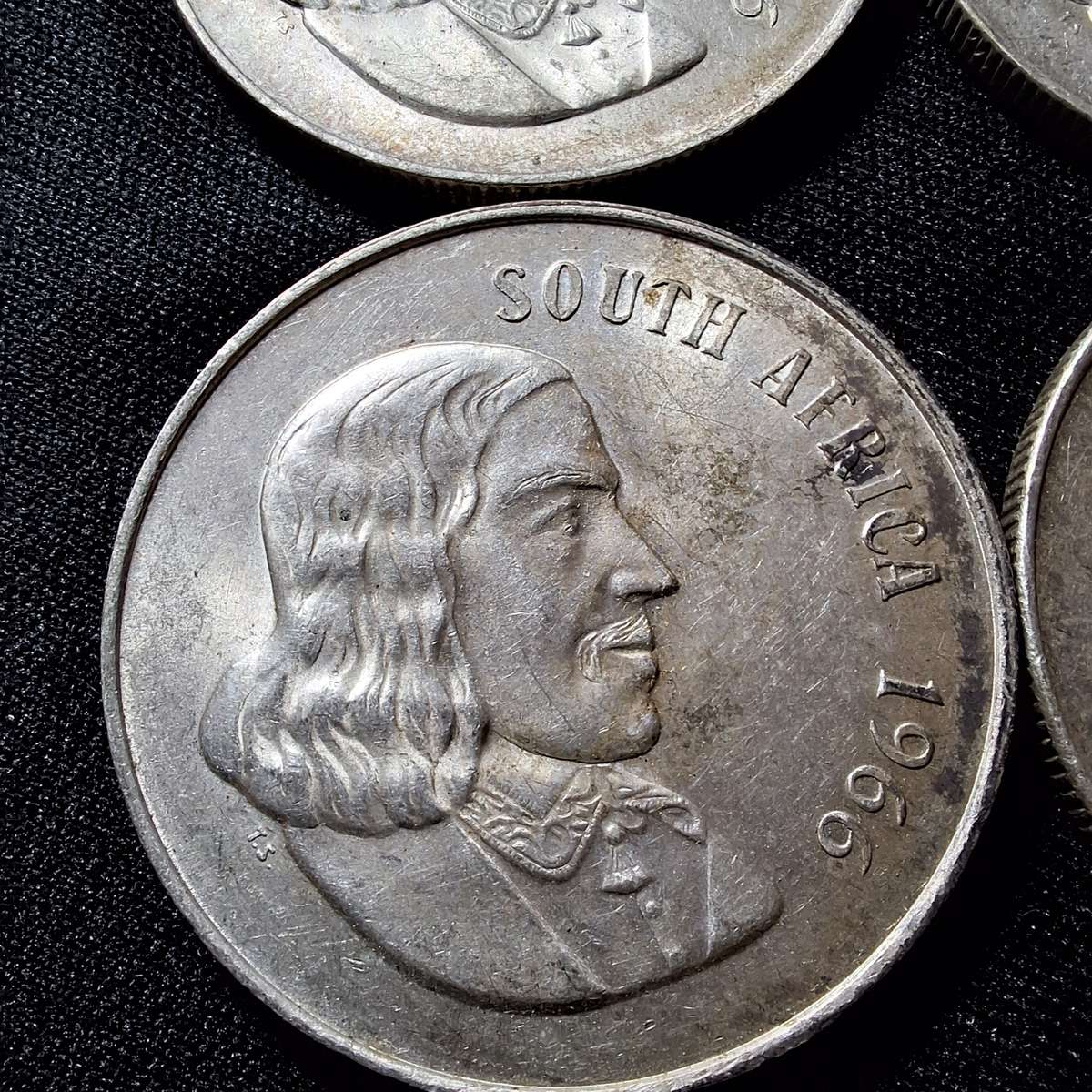 4 x 1966 uncirculated Silver R1 Coins