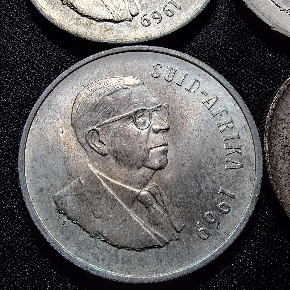 4 x 1969 uncirculated Silver R1 Coins