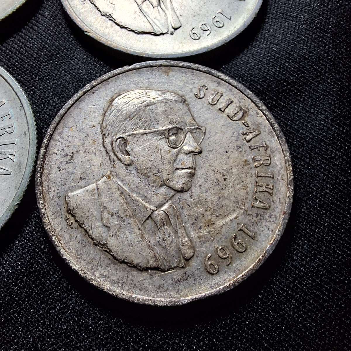 4 x 1969 uncirculated Silver R1 Coins