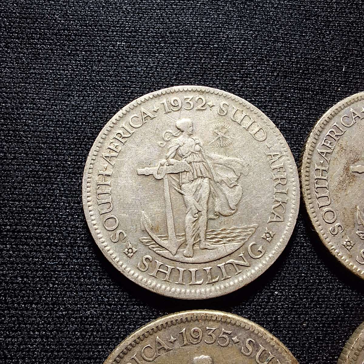1932 - 1937 South Africa  1 Shilling Coins