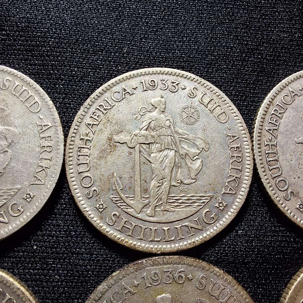 1932 - 1937 South Africa  1 Shilling Coins