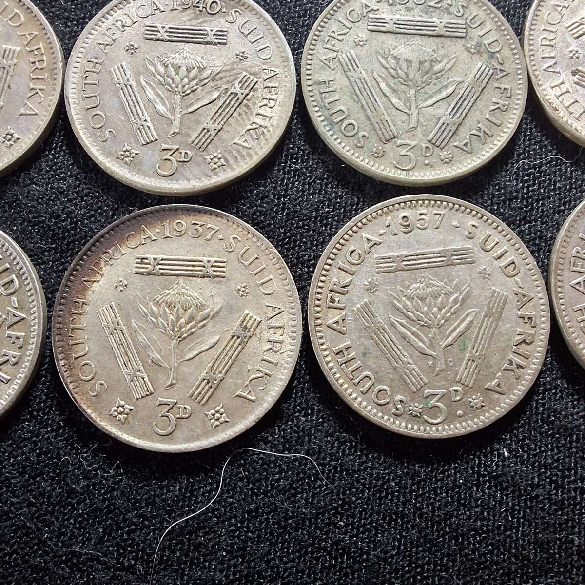 25 x 3D threepence (Tickey) Silver South Africa Coins - Various Dates