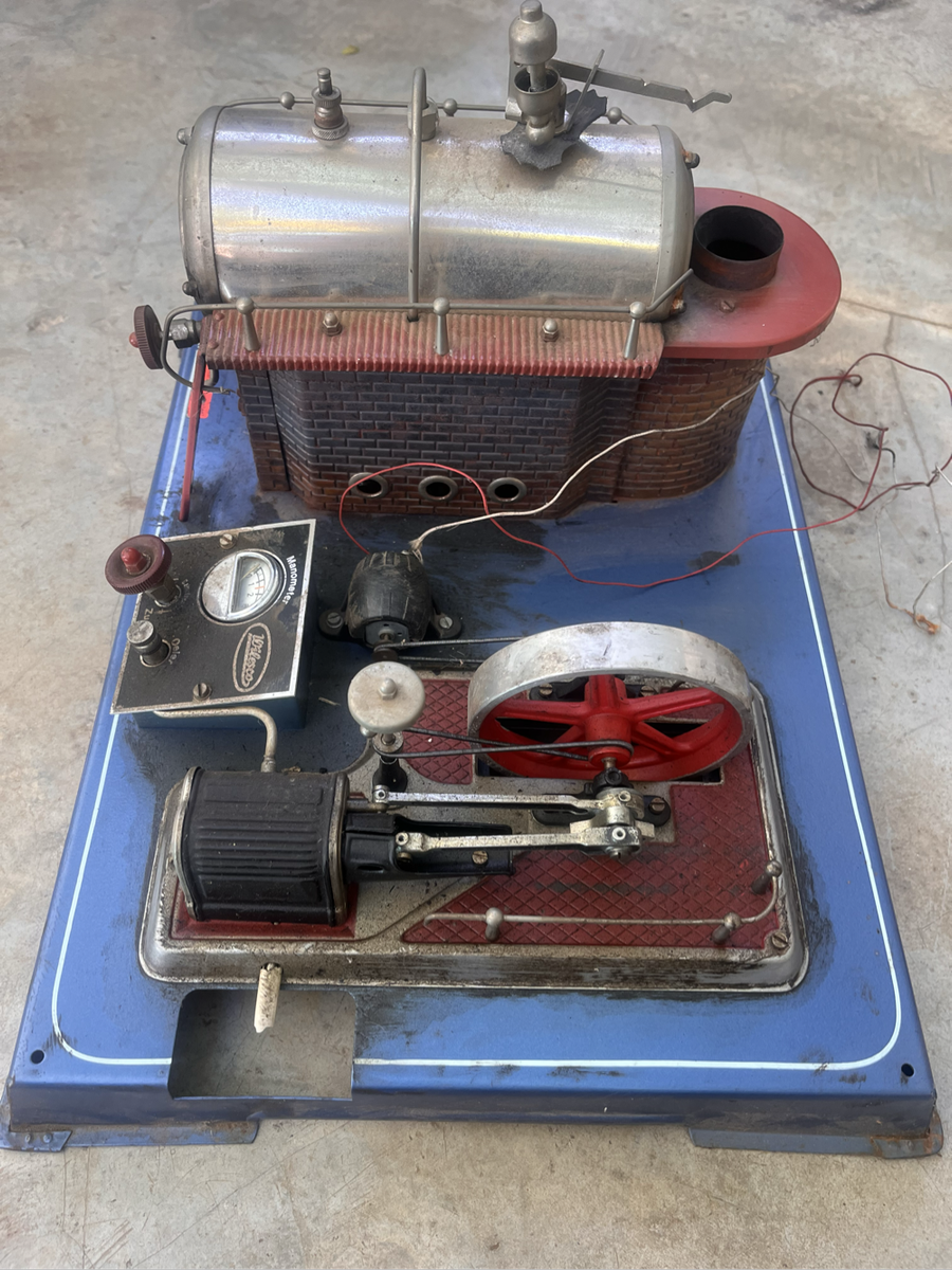 Wilesco D24 Steam Engine