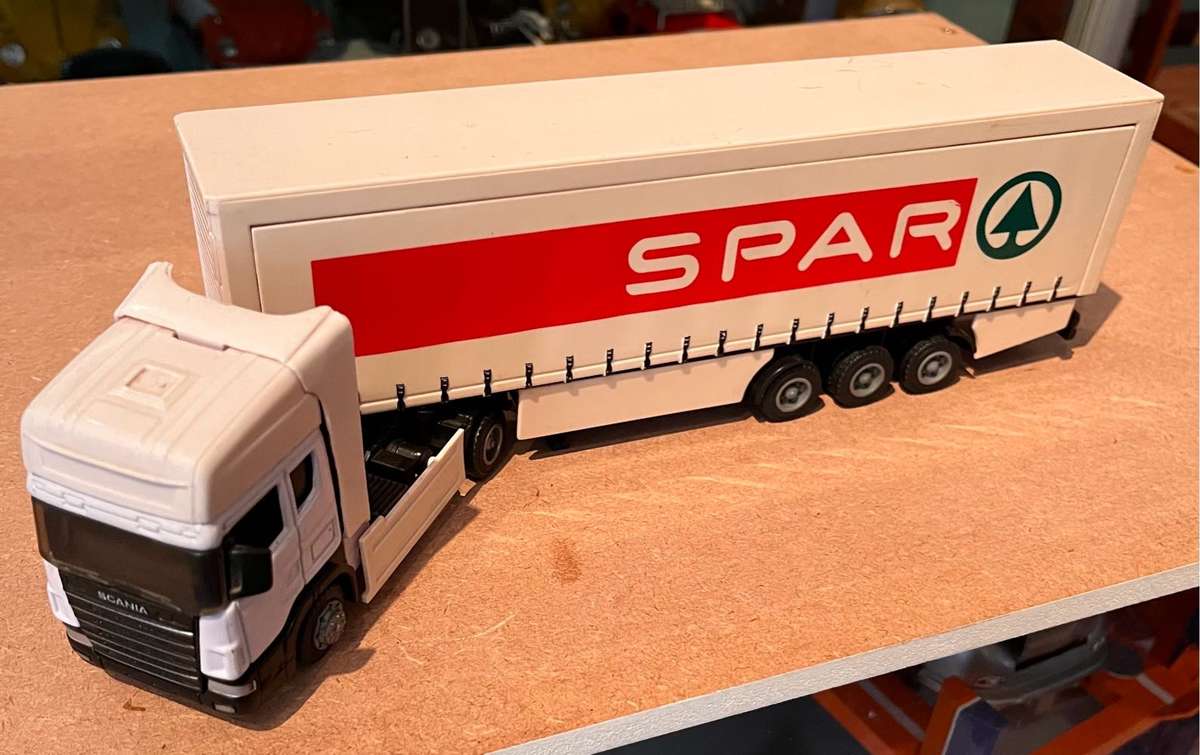 Teama Spar 1/43 Scania truck & trailer