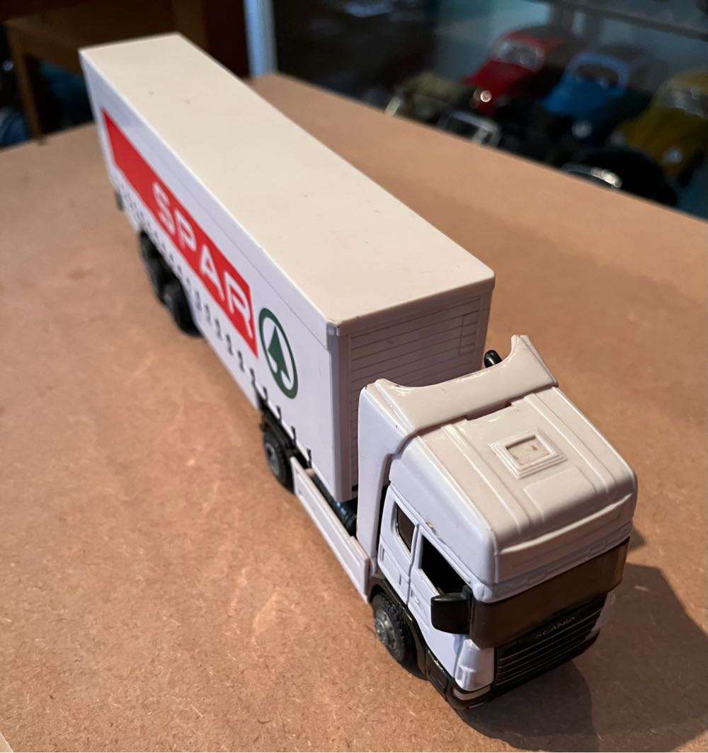 Teama Spar 1/43 Scania truck & trailer