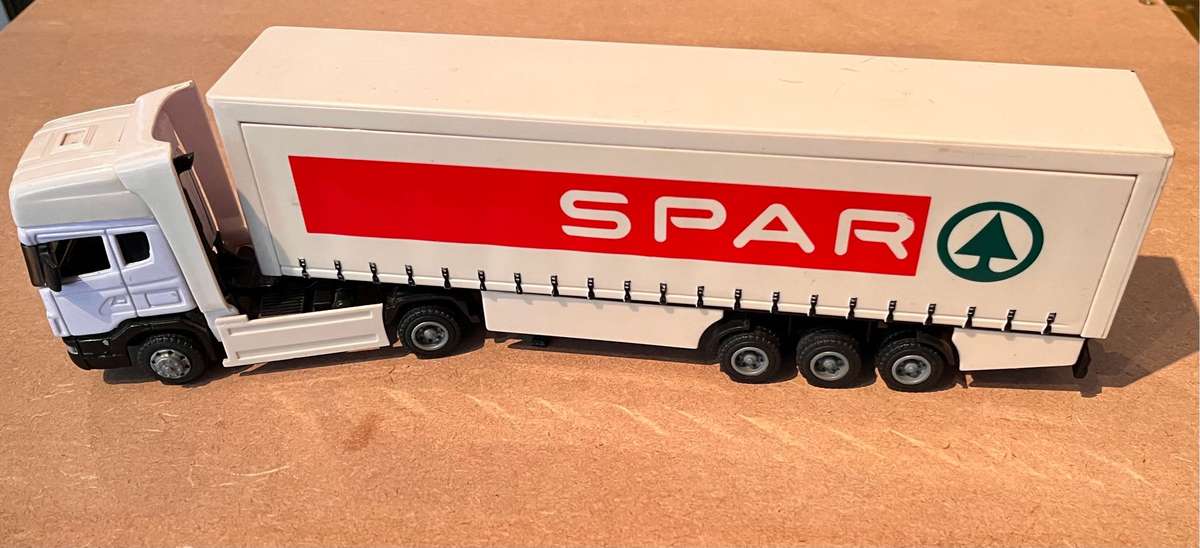 Teama Spar 1/43 Scania truck & trailer