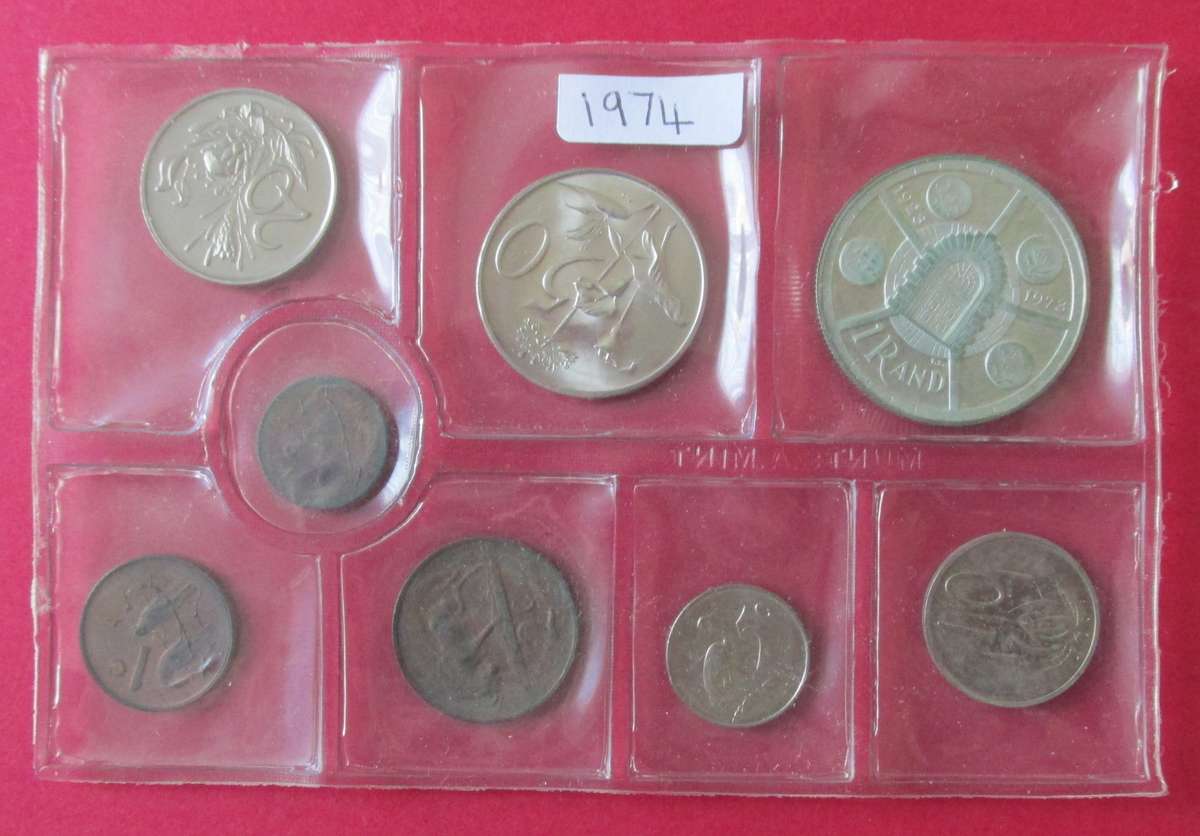1974 UNCIRCULATED MINT PACK 1/2 CENT TO SILVER COMMEMORATIVE RAND