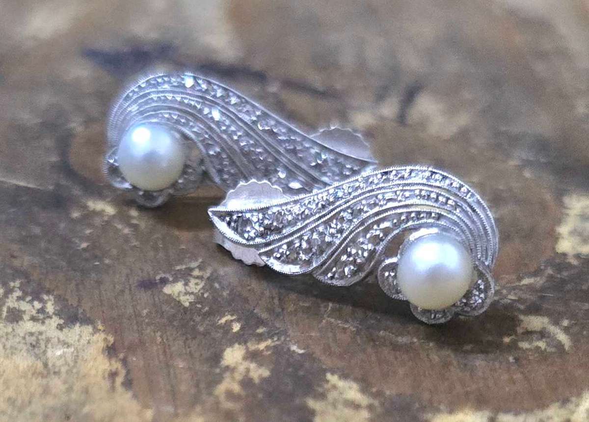 Platinum Rosecut Diamonds and Pearl Magnificient set  1934