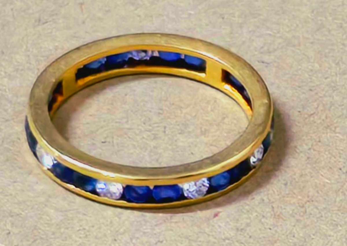 18 Carat Yellow Gold Full Diamond and Saphire Eternity size L1/2 Beautiful Ring 2.5 GRAMS