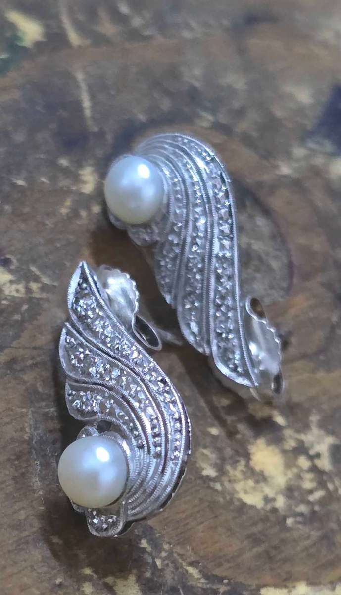 Platinum Rosecut Diamonds and Pearl Magnificient set  1934