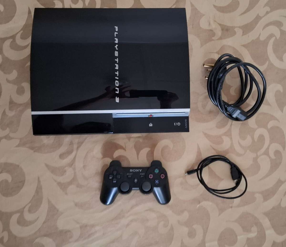 PlayStation 3 500GB Console - CFW Modded + 19 games installed + 1 Genuine PlayStation 3 Controller