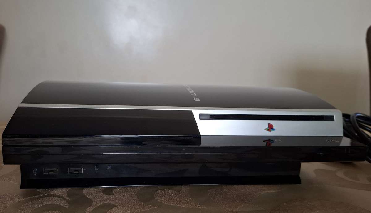 PlayStation 3 500GB Console - CFW Modded + 19 games installed + 1 Genuine PlayStation 3 Controller