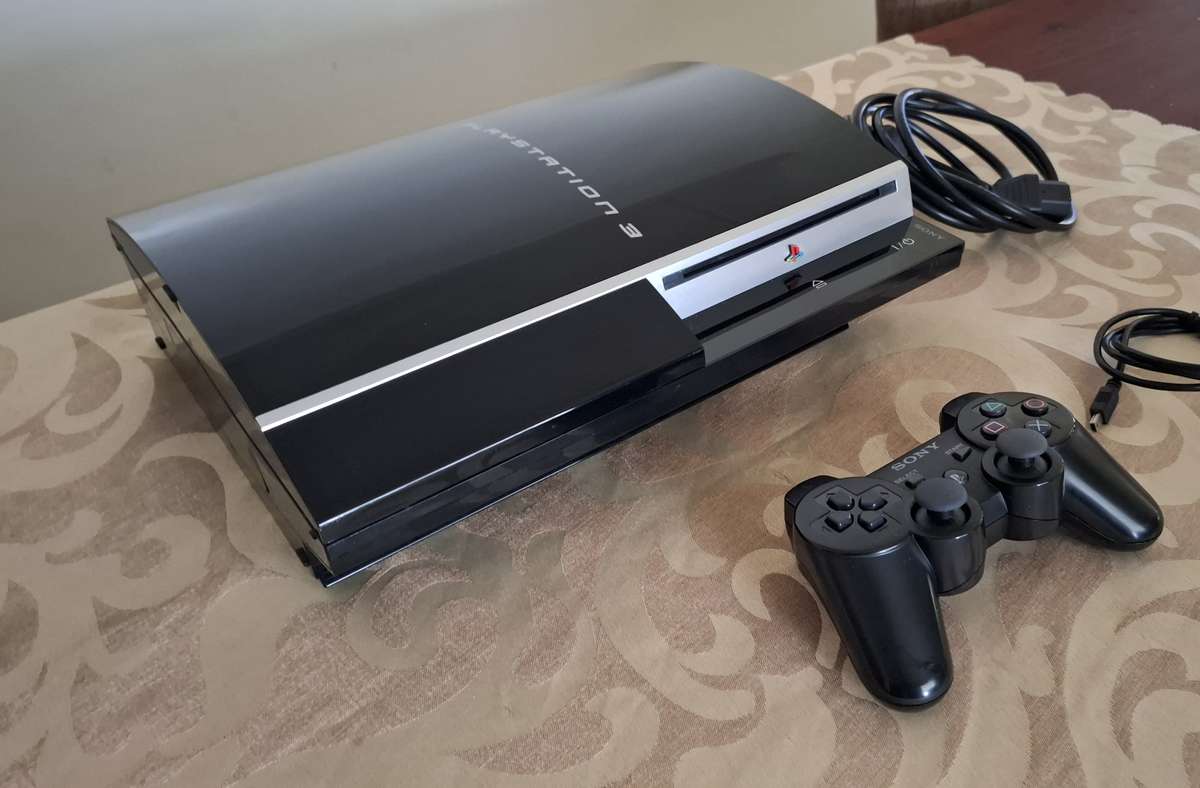 PlayStation 3 500GB Console - CFW Modded + 19 games installed + 1 Genuine PlayStation 3 Controller