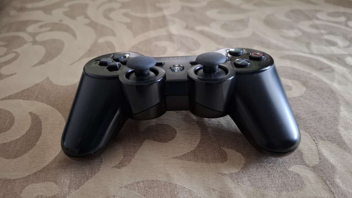 PlayStation 3 500GB Console - CFW Modded + 19 games installed + 1 Genuine PlayStation 3 Controller