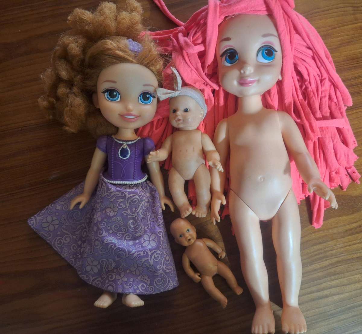 Doll lot